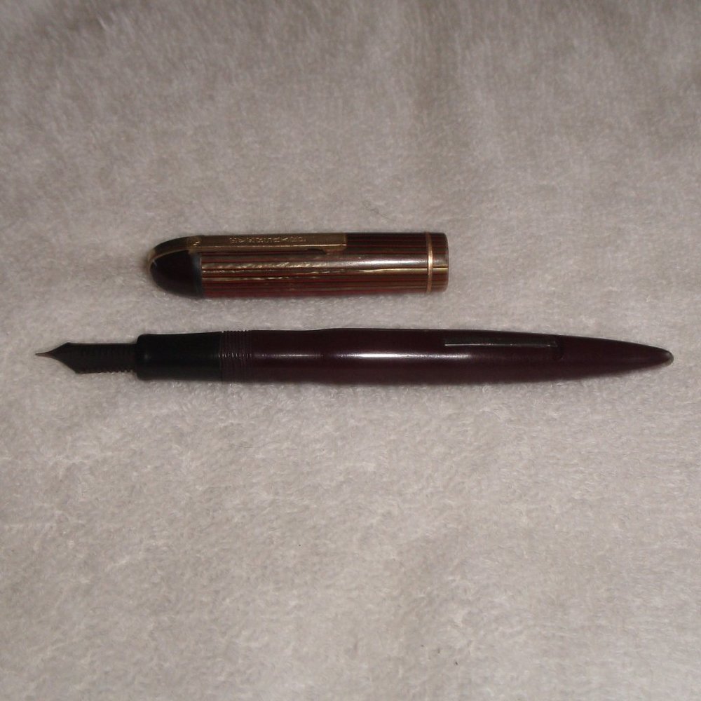 Eversharp Skyline fountain ink pen brown stripe 14KT